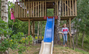 Farm campsite Berghoeve play children slide