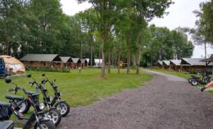 Camping de Tolbrug tentes safari glamping E-choppers camping
